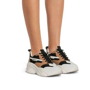 Madden NYC Womens sneaker black & tan/ beige size 8.5 new